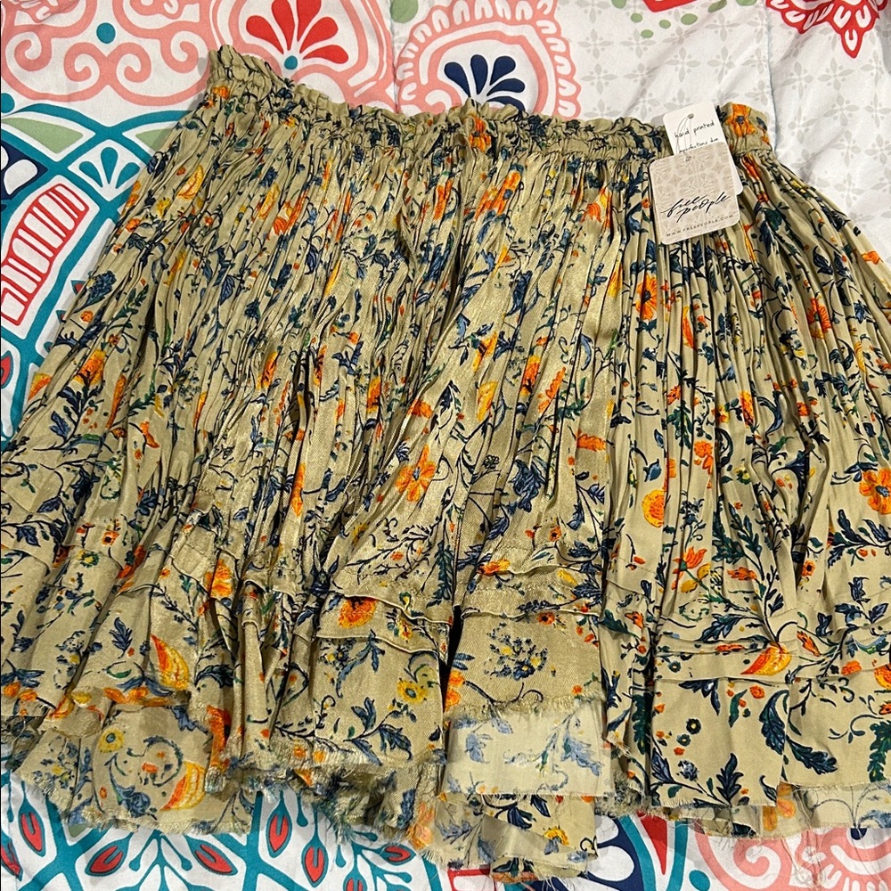 Floral Print Skirt in green combo
